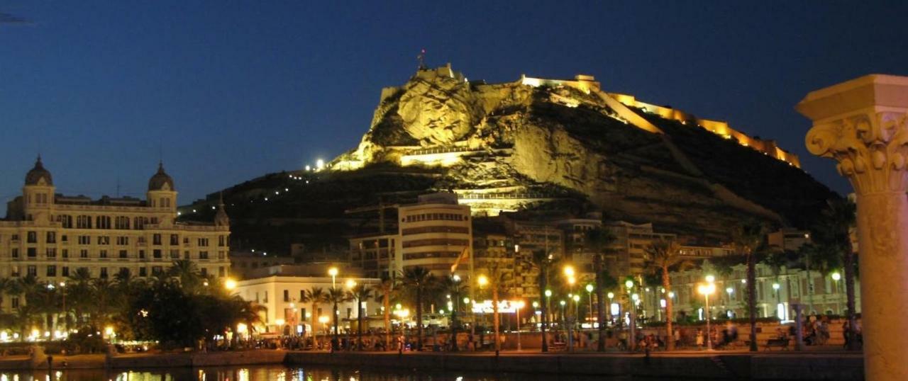 Alicante Center Apart Kültér fotó